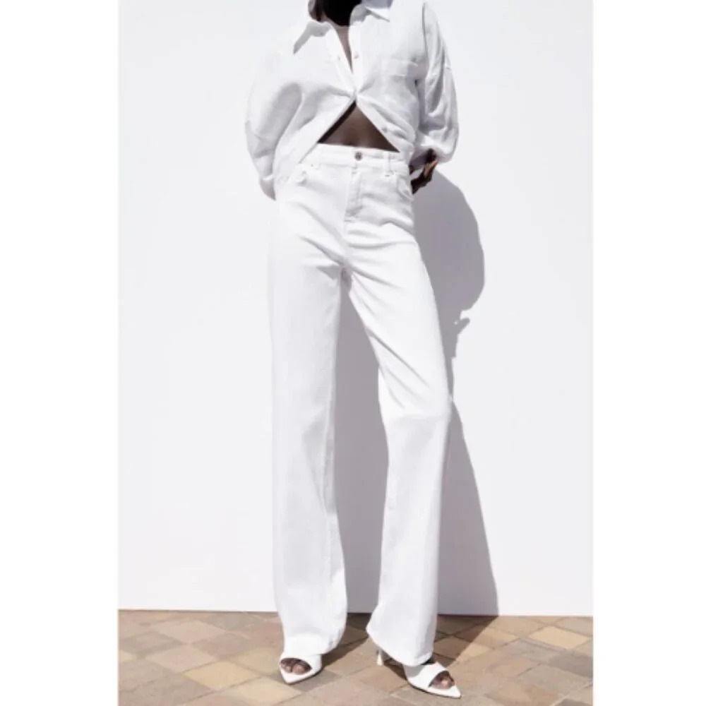 Zara High Rise Light Distressed Flare Leg Jeans White 16592